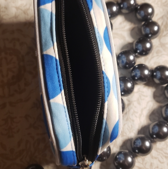 Hot Girls Pearls 8" Grey Bracelet - Picture 4 of 4